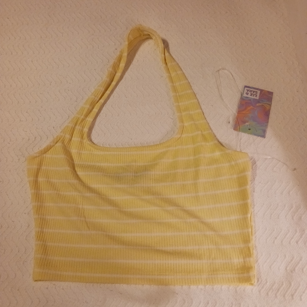 Halter top - Picture 2 of 4